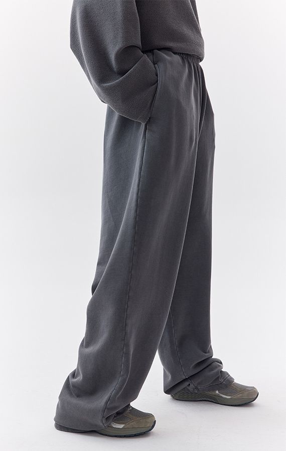 WOMEN'S SWEATPANTS