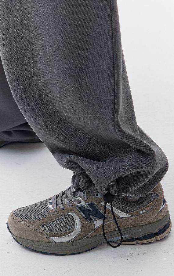 WOMEN'S SWEATPANTS